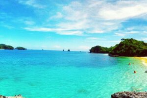 Wisata Pantai Di Malang Yang Lagi Hits