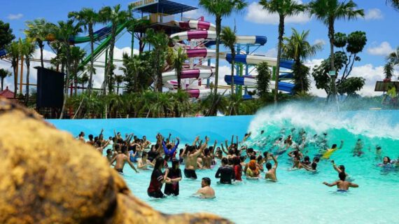 Taman Rekreasi Hawai Waterpark Malang: Wisata Air Seru yang Cocok Buat Liburan Bareng Keluarga