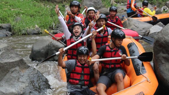 Songa Rafting Malang: Lebih dari Sekadar Arung Jeram, Sebuah Petualangan Holistik