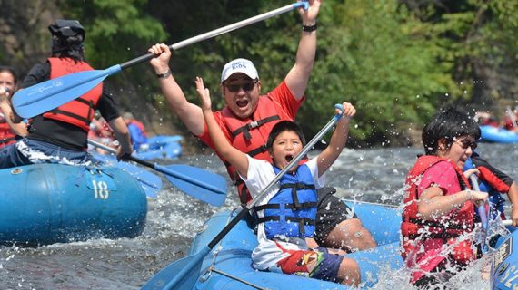 Petualangan Arus Liar: Rafting Keluarga di Malang yang Tak Terlupakan
