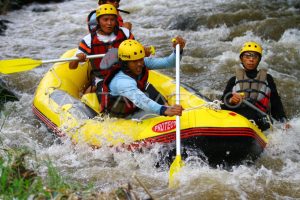 Arung Jeram Batu Malang: Menjelajahi Keindahan Alam dengan Cara yang Unik
