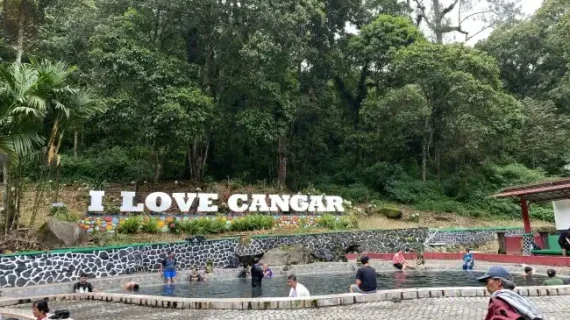 Pemandian Air Panas Cangar, Wisata Alam Sejuk di Kota Batu